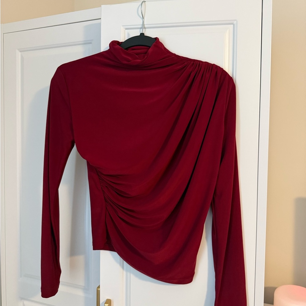 Chic Burgundy Draped Women's Blouse